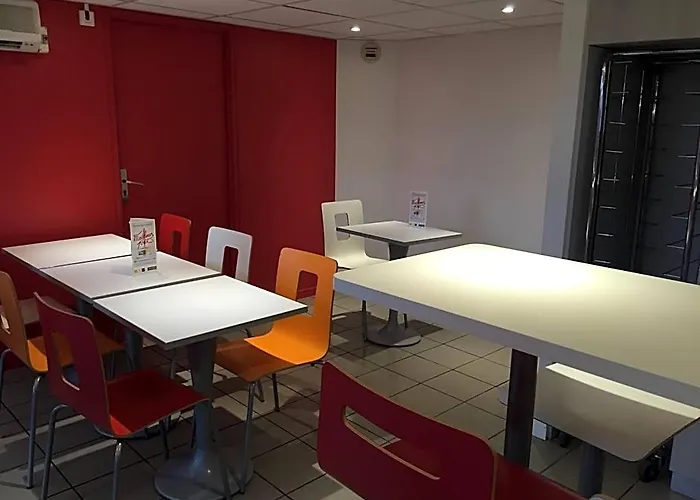 Premiere Classe Toulouse Sud - Portet