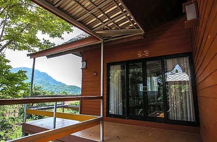 Phitarom Phi Phi Resort