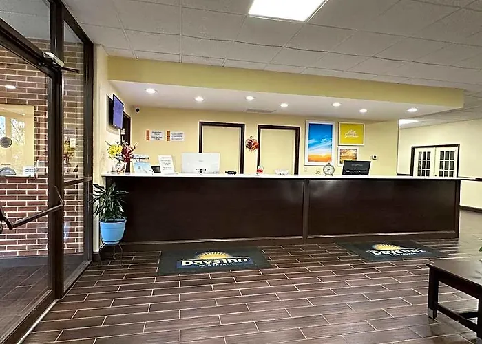 Days Inn By Wyndham Maysville Kentucky