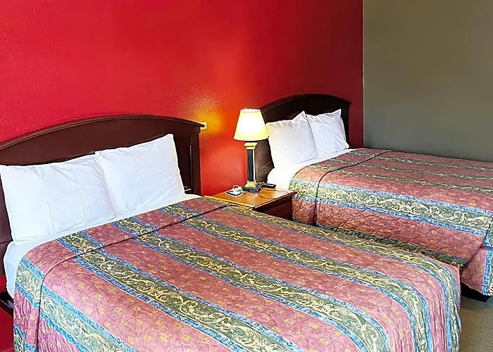 Express Inn Thomson