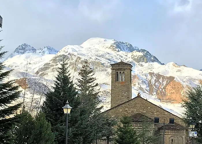 Canfranc Apartamentos 3000