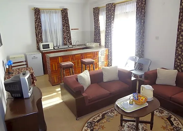 Roc Heights Lodge