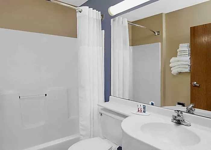 Microtel Inn And Suites Clear Lake