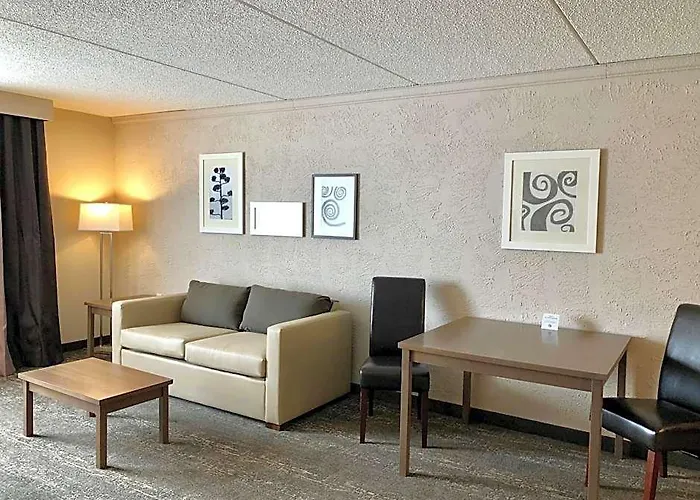 Country Inn & Suites By Radisson, Mt. Pleasant-Racine West, Wi