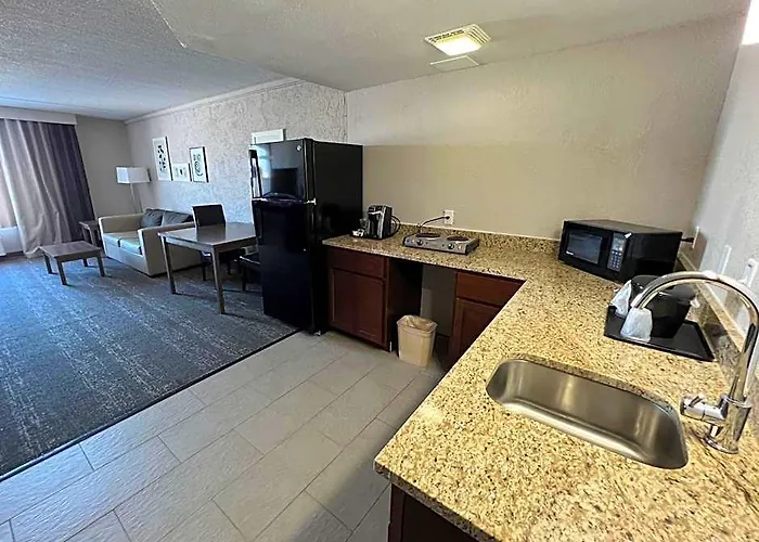 Country Inn & Suites By Radisson, Mt. Pleasant-Racine West, Wi