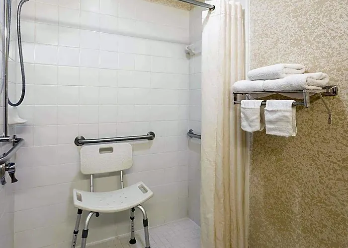 Microtel Inn & Suites By Wyndham Brunswick