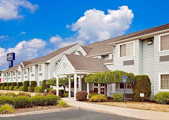 Microtel Inn & Suites By Wyndham Wellsville