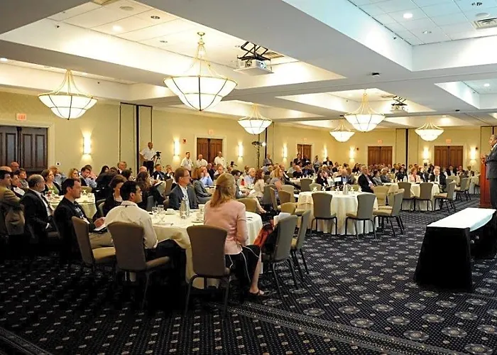 Umass Lowell Inn And Conference Center