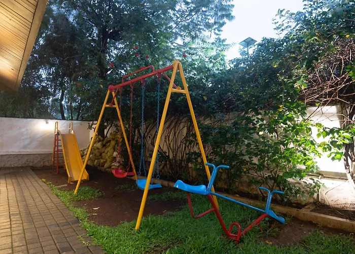 Treebo Five Elements With Swimming Pool