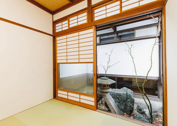 Couch Potato Hostel - Vacation Stay 88228