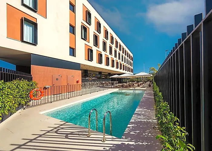 Hampton By Hilton Alicante Airport