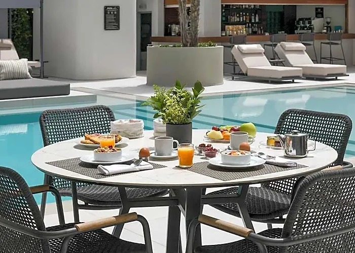 Blazer Suites Hotel