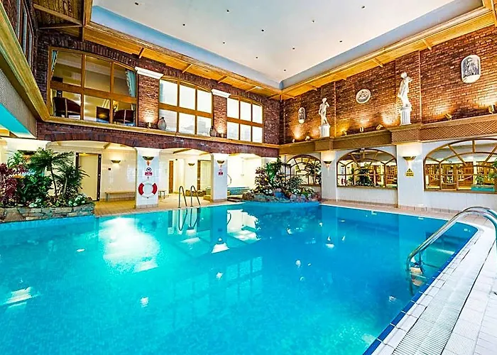 Parkway Hotel & Spa