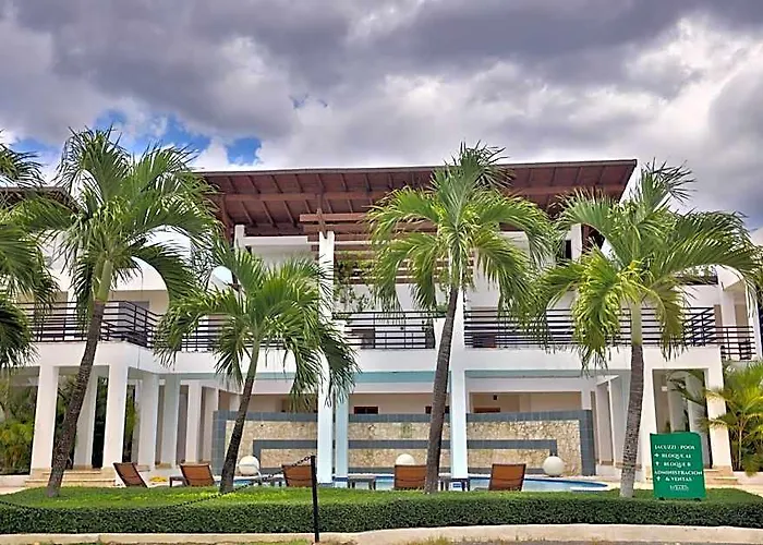 Sybaris Suites & Residences