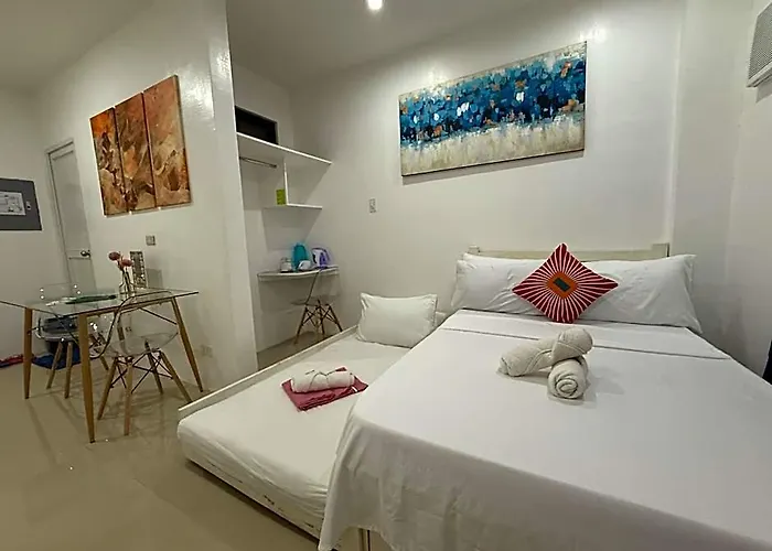 Alleyhub Condotel