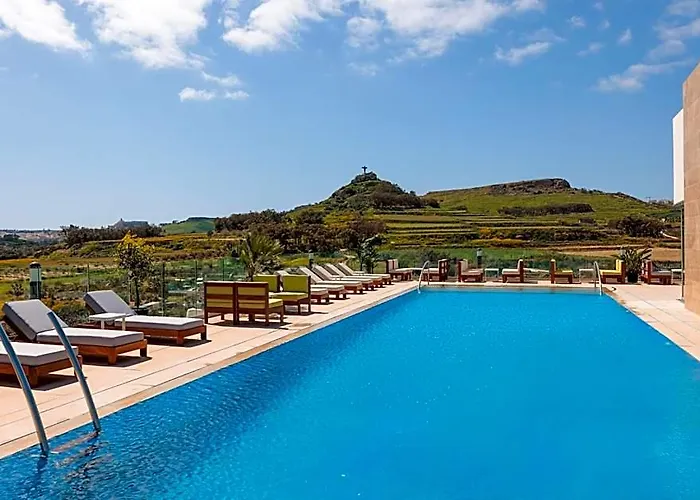 Reef Hotel & Spa