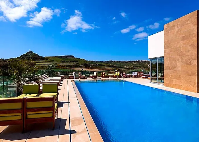 Reef Hotel & Spa