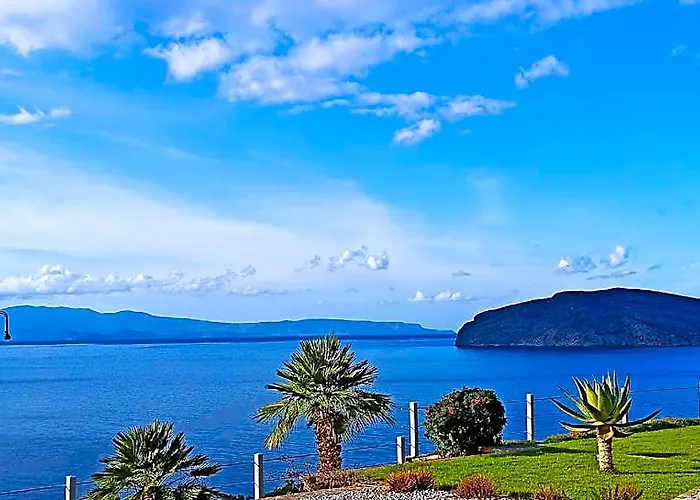 Luxurious Villa Tholos Crete
