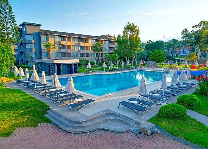 Senza Sunset Beach Hotel