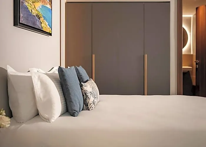 Isabella Suites