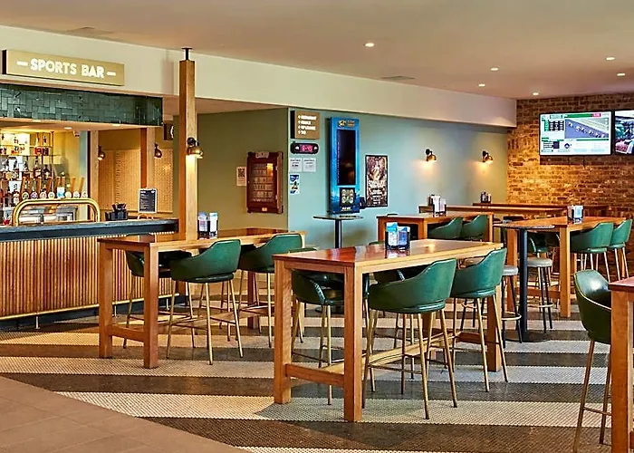 Green Valley Hotel
