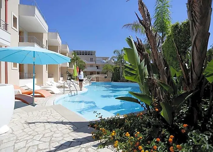 Santa Caterina Hotel & Apartment