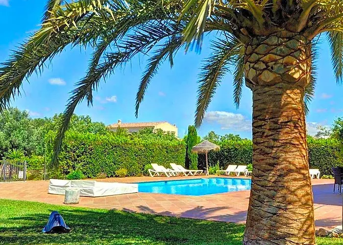 Gatona Comfortable Holiday Residence