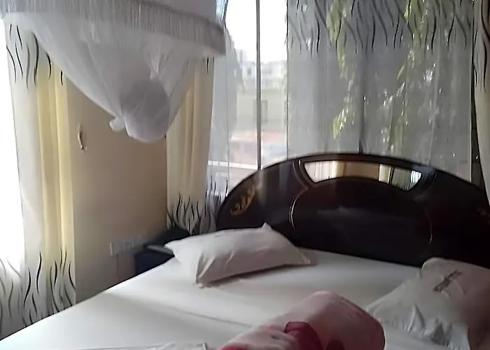 Elegance Lodge &Hotel