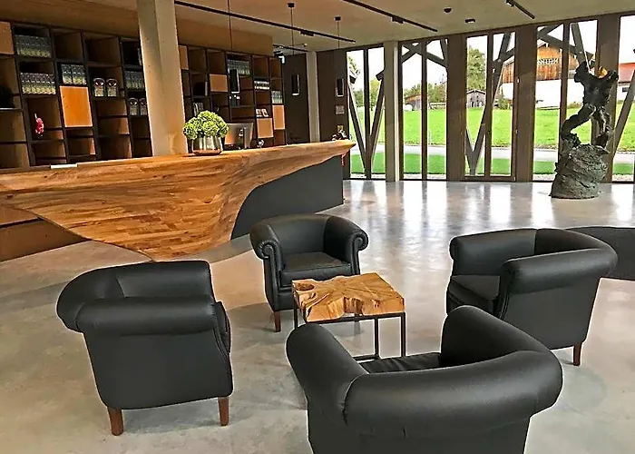 Lartor Resort