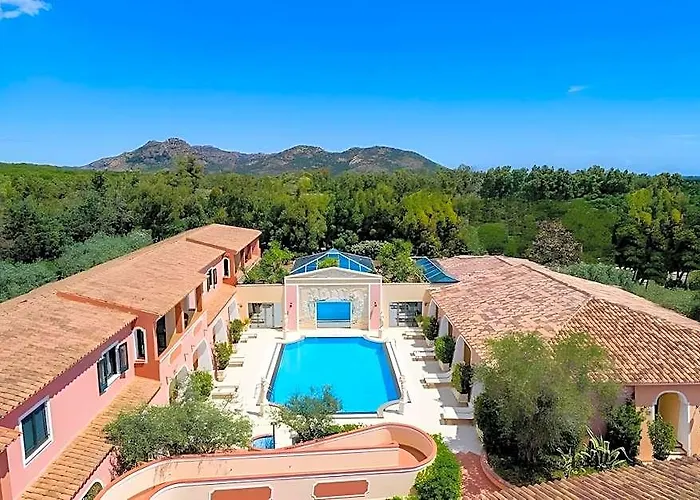 Cala Ginepro Hotel Resort