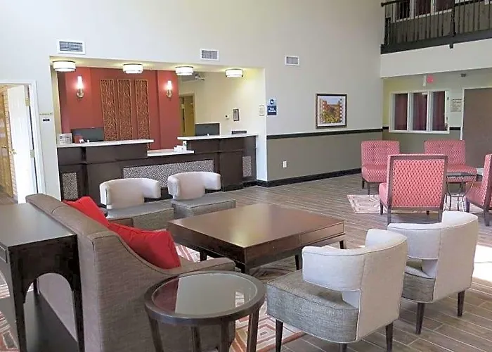 Days Inn By Wyndham Membury M4