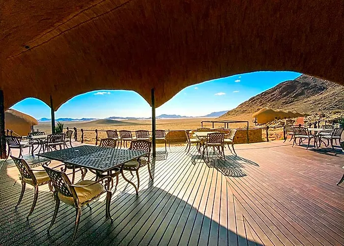 Desert Hills Lodge