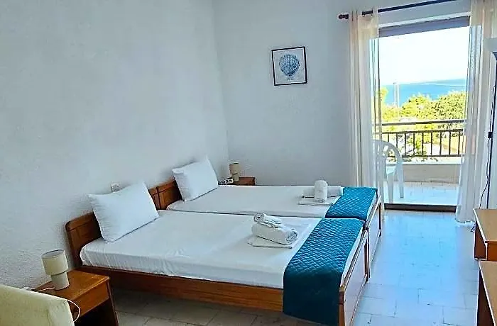 Pashos Hotel