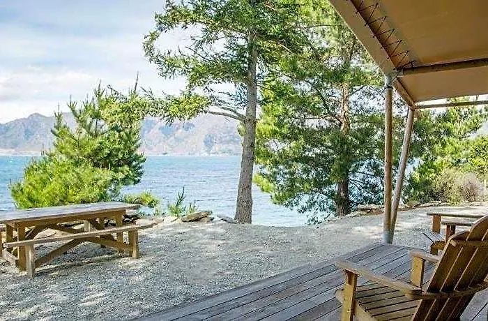 The Camp - Lake Hawea