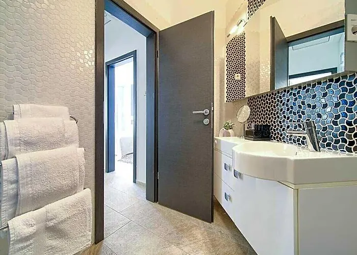 Miracle 2 Comfortable Holiday Residence