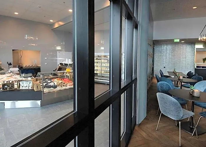 Mandal Hotel - Norway'S Southernmost Hotel