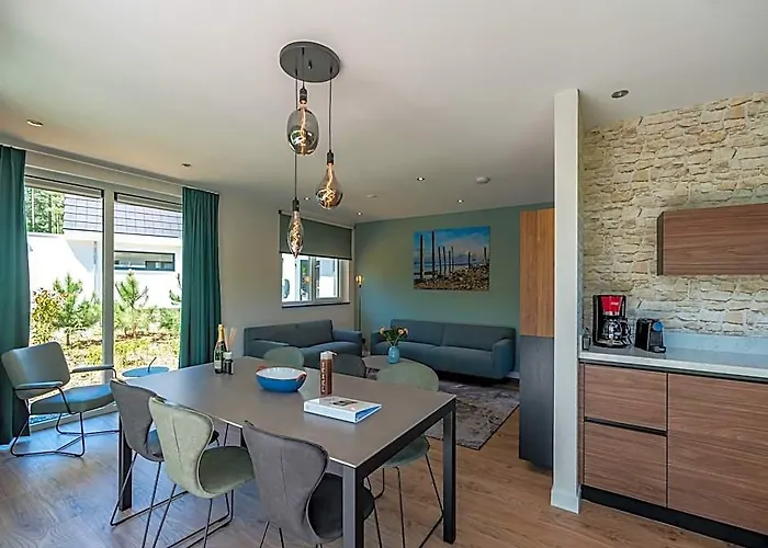Villa In Texel Near Beach And Nature Reserve