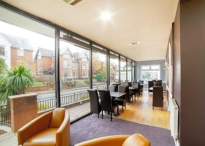 Oyo Connaught Hotel Wolverhampton