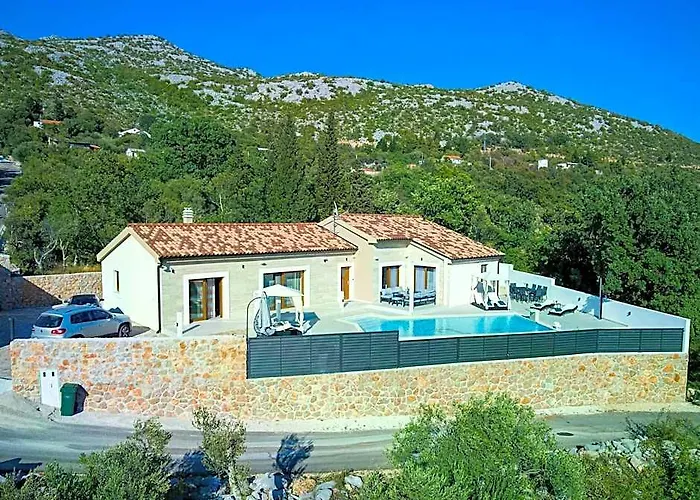 Villa In Starigrad With Heated Pool