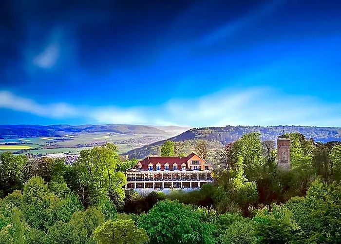 Kluet Hotel