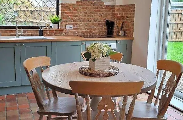 Green Cottage