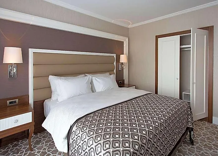 Alusso Thermal Hotel Spa & Convention Center