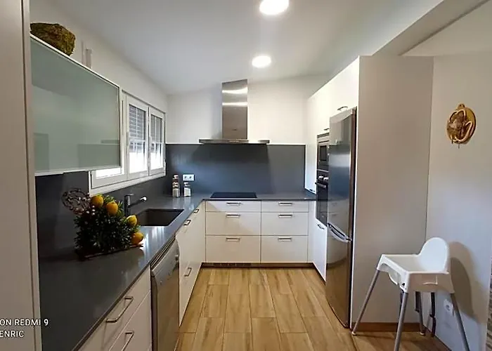 Benasha House With Playground Room
