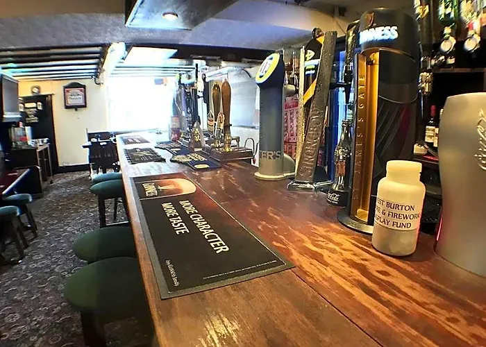 Fox & Hounds Inn