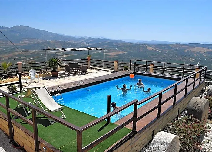 Apartment Scirocco Sleeps 4