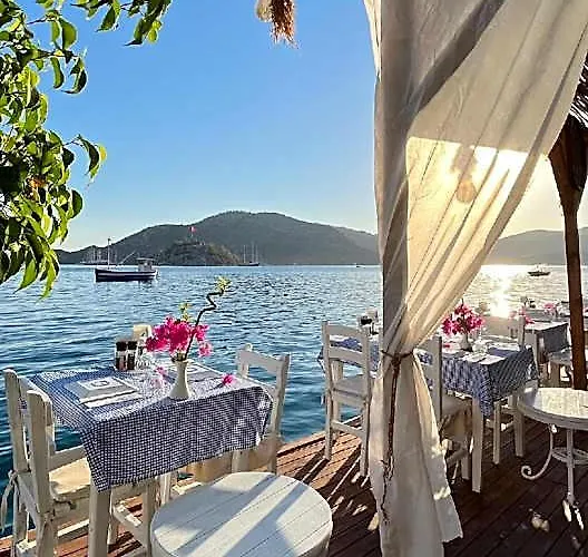 Dolphin Hotel Bozburun