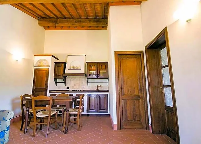 Isa-Il Casale Di Donoratico, Residence With Swimming-Pool