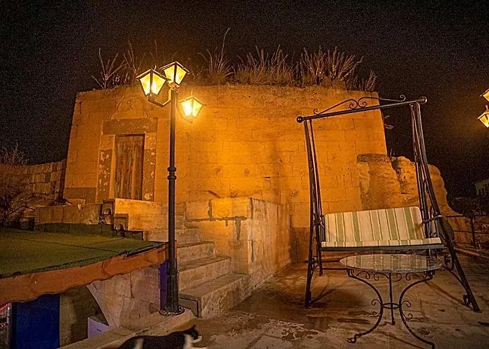 Pietra Cave Suites