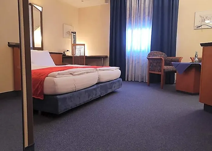 Main Hotel Eckert 3