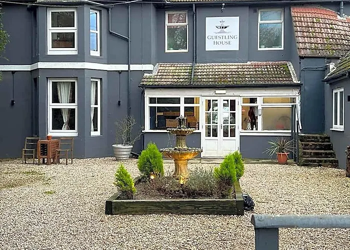 Guestling House